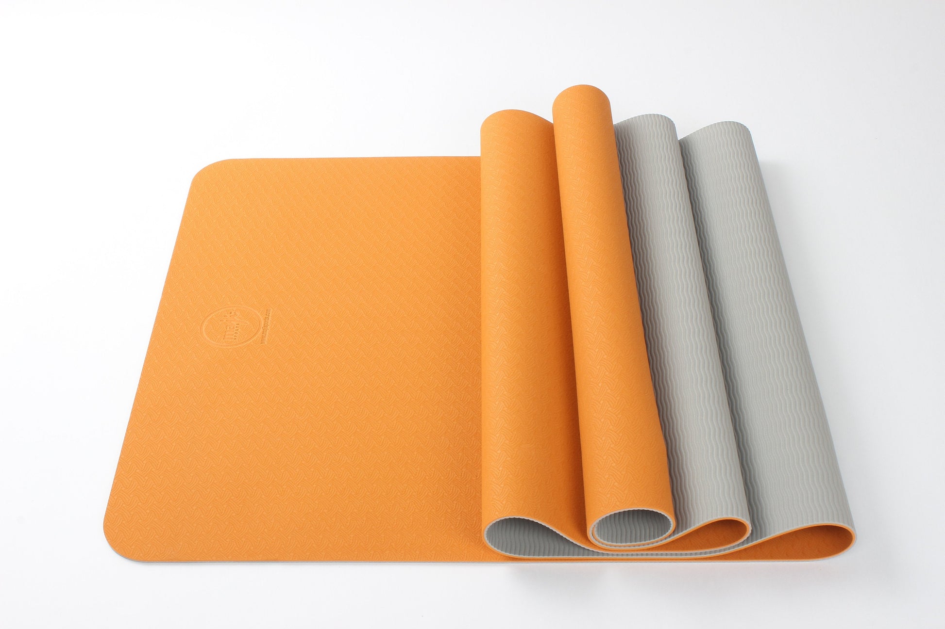 Elevate Your Practice with the Maji Sports Eco-Friendly 2-Tone TPE Yoga Mat