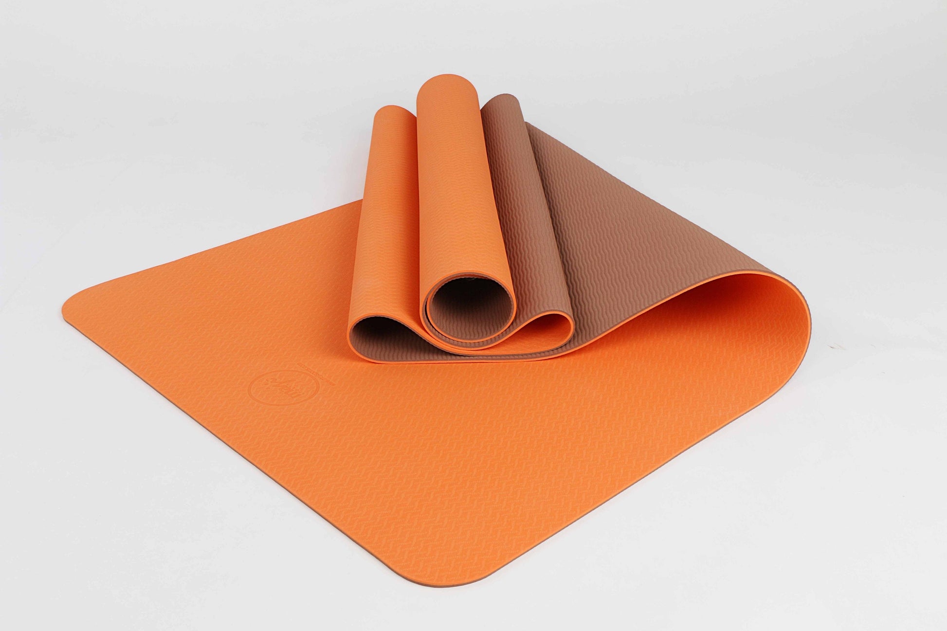 Elevate Your Practice with the Maji Sports Eco-Friendly 2-Tone TPE Yoga Mat